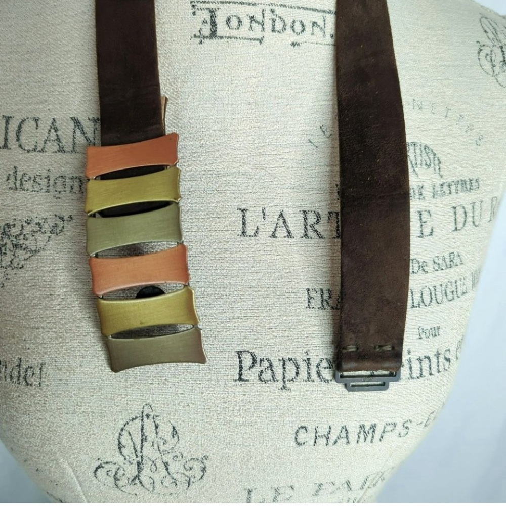 A Fabulous 90’s Christian Dior brown belt - Picture 2 of 3